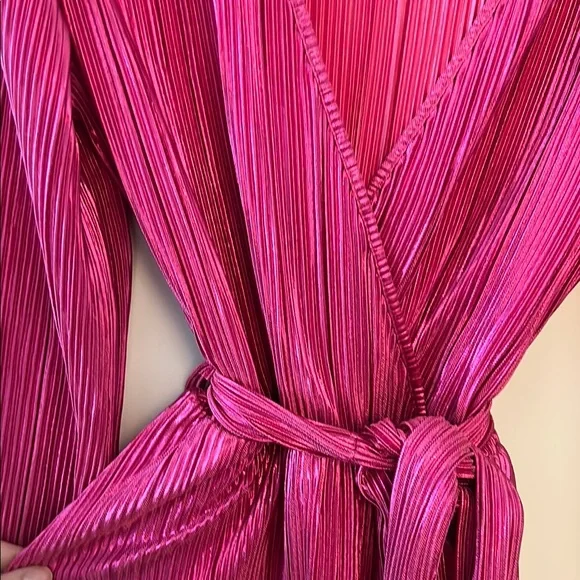 Vibrant Pink Long Sleeve Dress - Picture 5 of 8